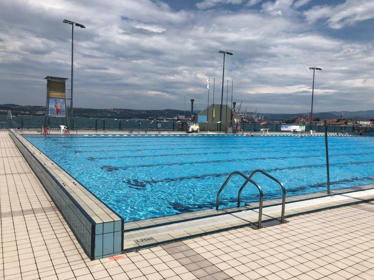 Апартаменты Apartmajsko Naselje Zusterna Копер Экстерьер фото