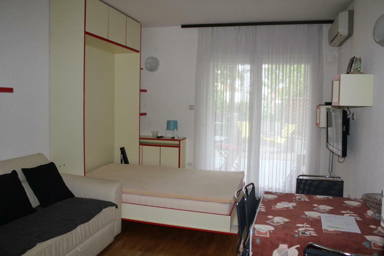 Апартаменты Apartmajsko Naselje Zusterna Копер Экстерьер фото